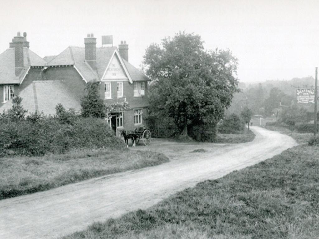 The Wheatsheaf Inn Haslemere Buitenkant foto